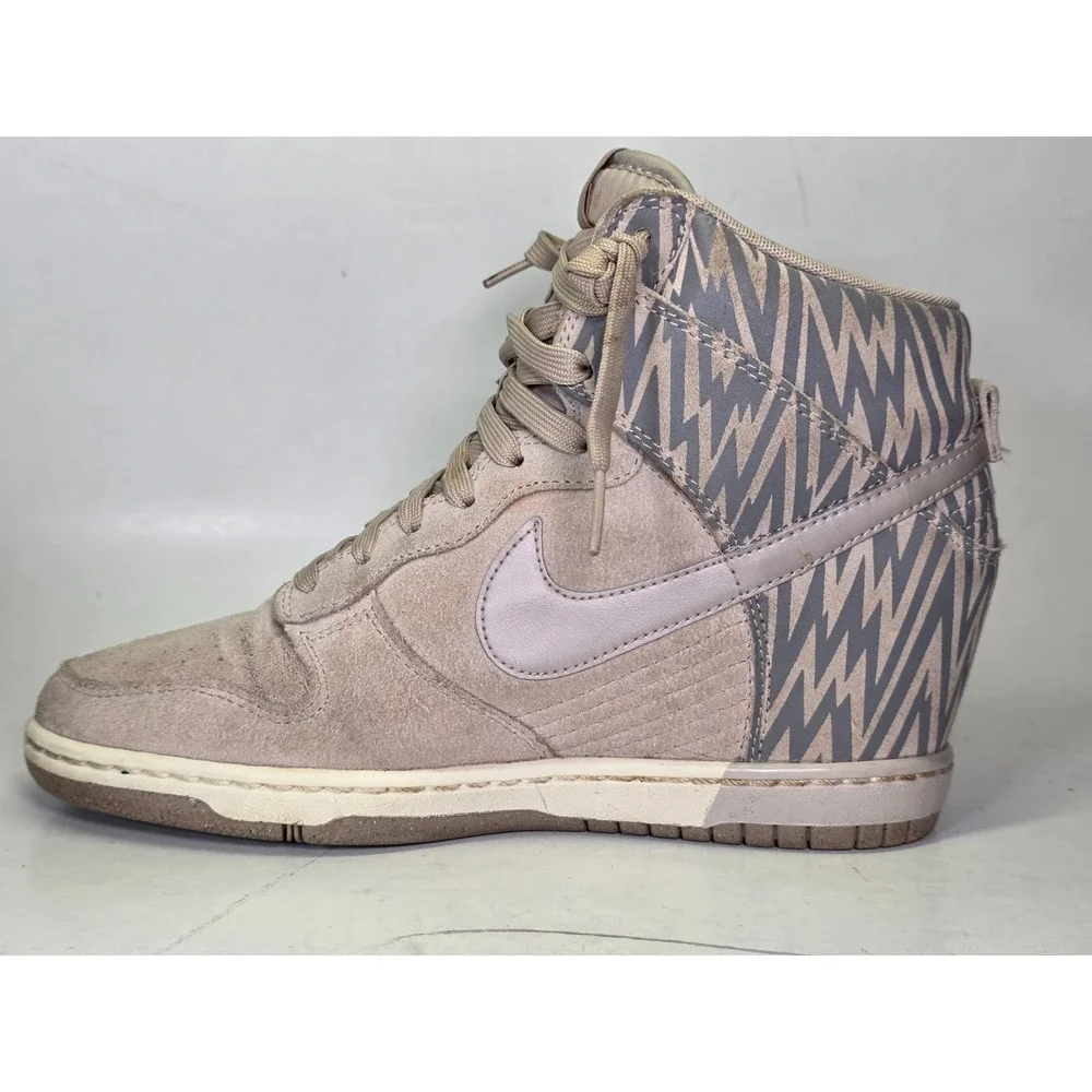 Nike Dunk Sky Hi Hidden Wedge Sneakers Women's Size 8.5 Gray Suede Casual Shoes